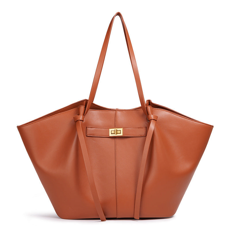 VALMONT™ Carry-All Tote
